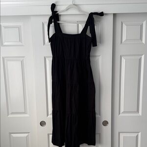 Free Assembly Elegant Black Sleeveless Tie Shoulder Dress 👗 ✨ Size: M